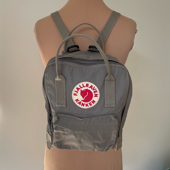 Fjallraven Handbags - Fjallraven Unisex Fog Gray Vinylal Classic 23561 Kanken Mini Backpack One Size